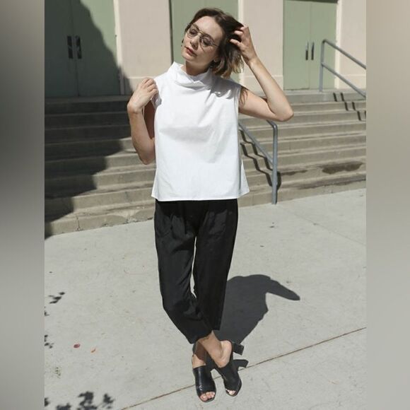 🇨🇦NWT Priory Judd Pants Navy - Picture 1 of 13